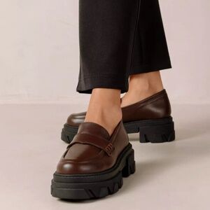 ALOHAS Trailblazer Chunky Loafer size 40